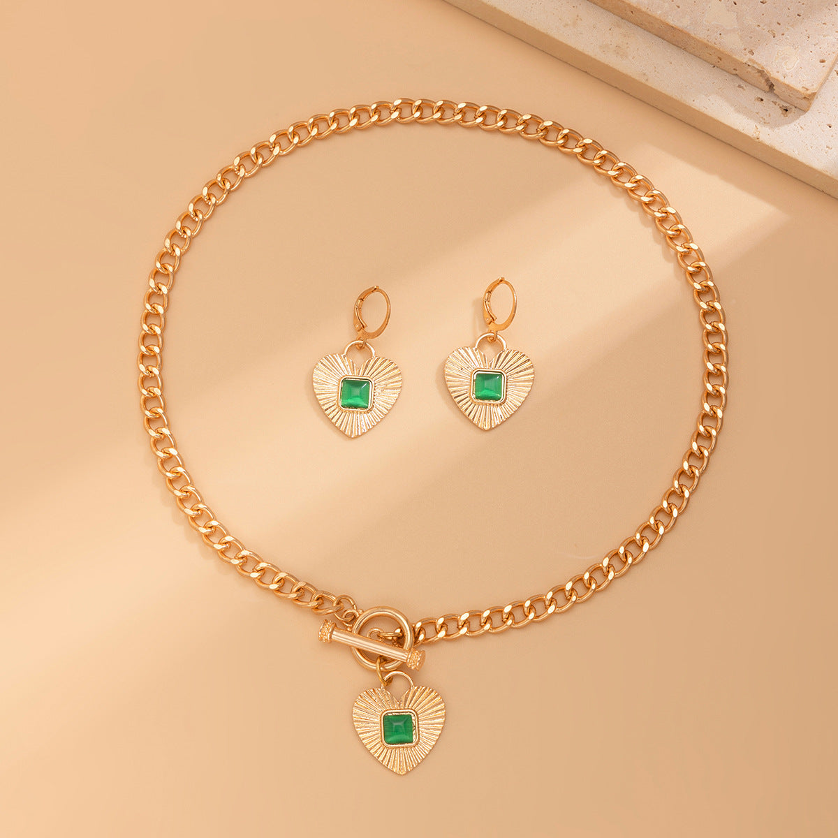 Diamond Heart Pendant Necklace Set – Luxury Style
