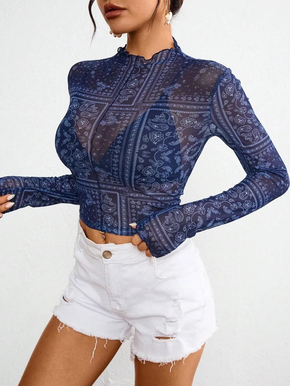 Blusa transparente de cuello alto y manga larga para mujer - foto 5