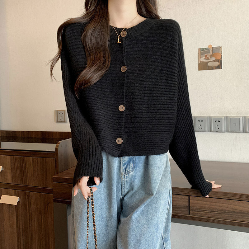 Knitted cardigan sweater jacket for women
