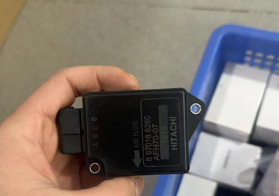 1pc AFH70-07 Mass Air Flow Meter Sensor for Isuzu Honda 8970166260